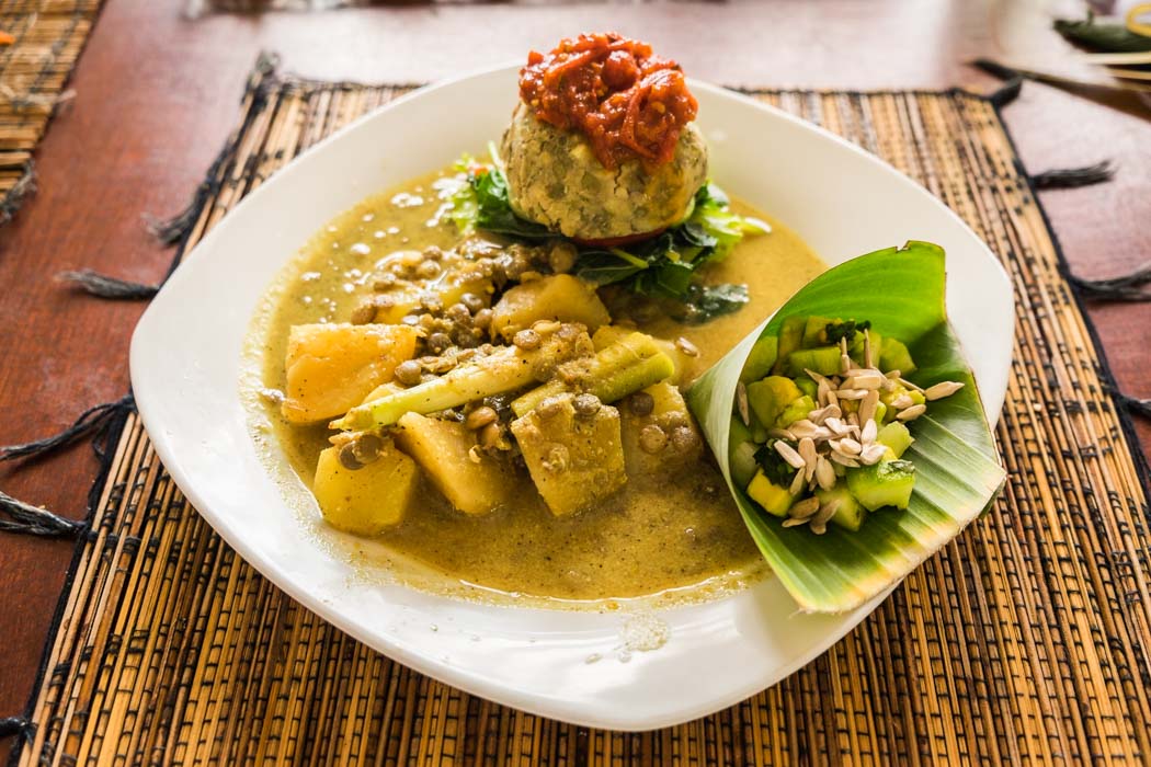 Ubud vegetarian organic restaurants.