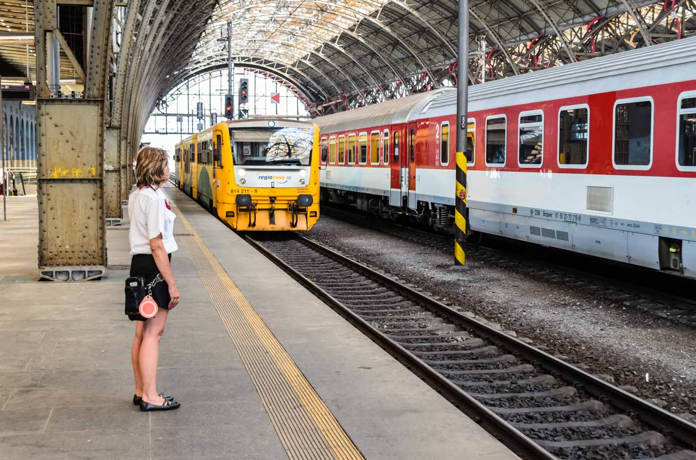 travelling europe by train on a budget