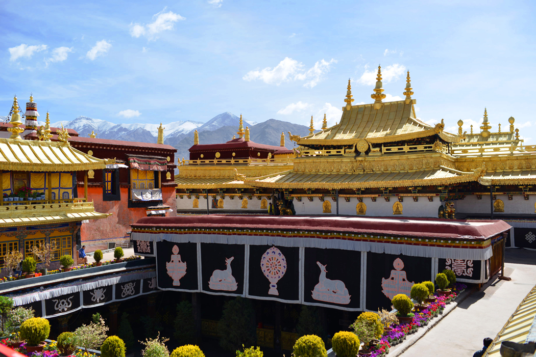 How to Travel Responsibly in Tibet – Nomad is Beautiful