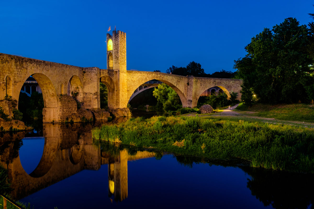 Cycling Medieval Towns in Costa Brava And The Pyrenees