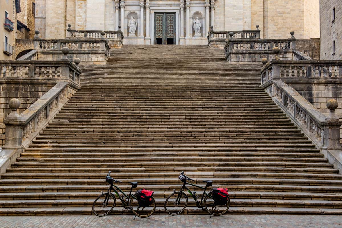 Cycling Medieval Towns in Costa Brava And The Pyrenees