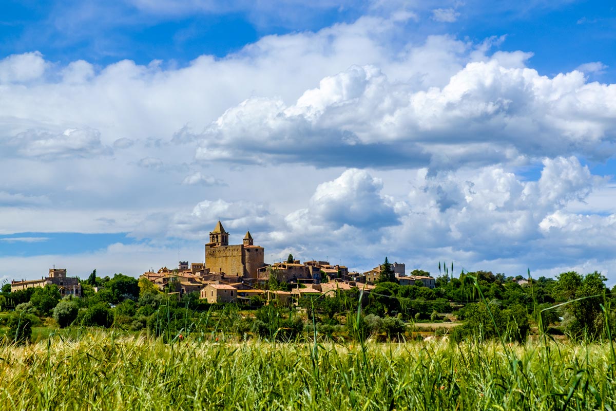 Cycling Medieval Towns in Costa Brava And The Pyrenees