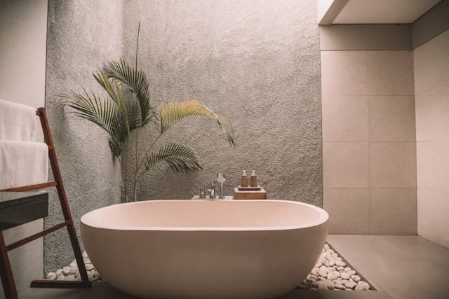 How to Unwind After a Long Day on the Road